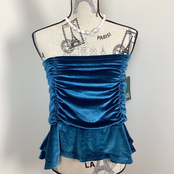 Wild Fable Women’s Slate Blue Velvet Tiered Mini Skirt with Roushings - Picture 6 of 7